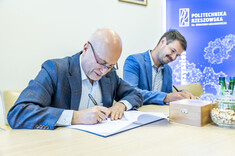 Od lewej: prof. J. Sęp, W. Misiura,