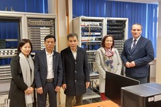 Delegacja z Wietnamu w Laboratorium Sieci Komputerowych,