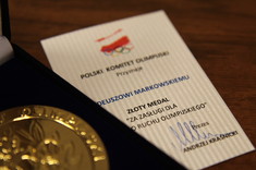 Złoty medal dla rektora Politechniki Rzeszowskiej za zasługi dla polskiego ruchu olimpijskiego