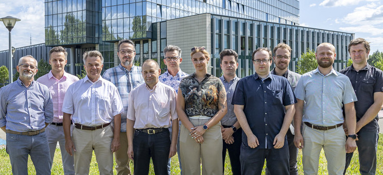 Scientists from the Faculty of Chemistry, Faculty of Electrical and Computer Engineering, and Faculty of Mechanical Engineering and Aeronautics,